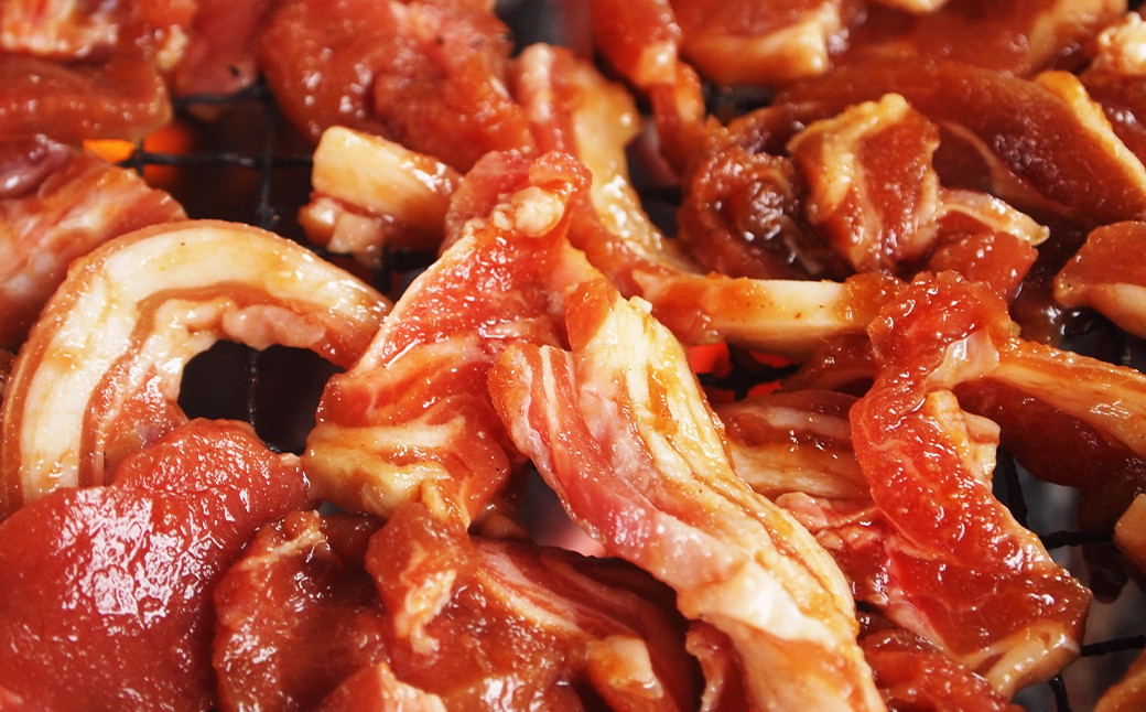 鶴岡精肉店のラム肉 ジンギスカン 計約1kg（約500g×2パック）タレ（80ml×2個）セット