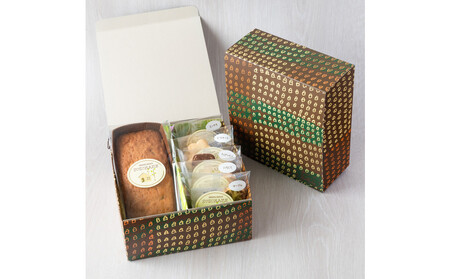 「おかし工房すずかけ」のギフトボックス4【パウンドケーキ1本（いちじく）・クッキー（ミニサイズ）5種】