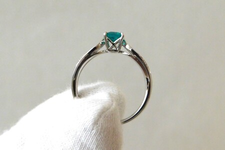 【ふるなび限定】【一点もの】Pt900　コロンビア産エメラルド（0.48ct）ダイヤモンドリング　K58　K06121-H　FN-Limited-SP