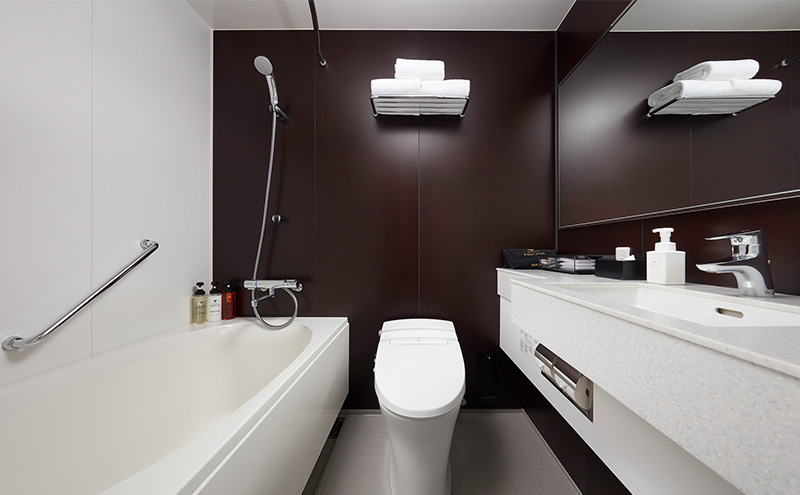 ヴィラフォンテーヌ グランド 羽田空港 スーペリアクイーン◆1泊2名様／温泉入浴券付 チケット ペア ホテル 宿泊券 クイーン 展望天然 温泉 羽田 大田区 東京都