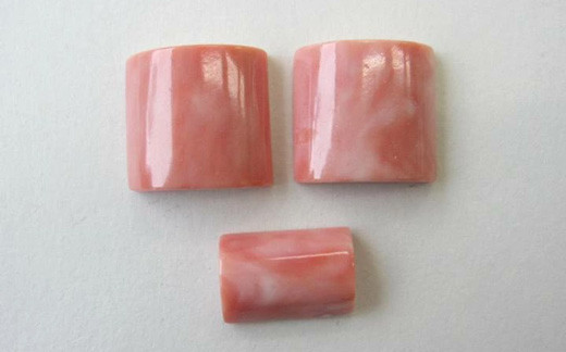 
珊瑚職人館の珊瑚のカフスセット4
