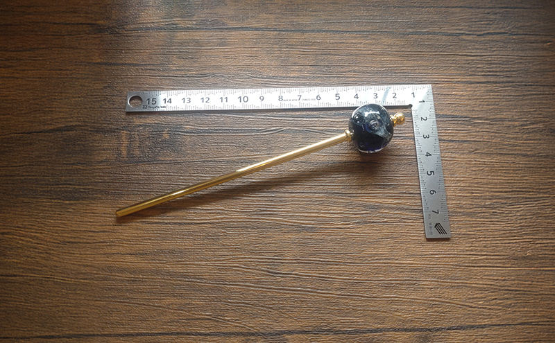 宇宙玉のかんざし 1本 かんざし 宇宙 とんぼ玉 手作業 神秘的 手作り 洗練 フォーマル 浴衣 夏祭 贈り物 ギフトボックス Beans Roots 東京都 大田区