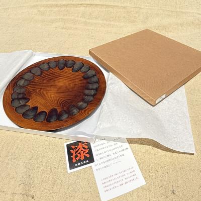 ふるさと納税 香川県 【香川漆器】30cm盛皿　ノミ打スリ漆 |  | 03