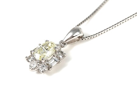 【一点もの】ダイヤモンド（0.606ct）プラチナペンダント　R65　K05096-H