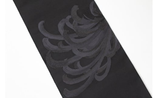 爪掻本綴織名古屋帯「華（黒共）」 名古屋帯 最高級 1点物 綴織 織物 シルク 関東巻き 清原織物 お取り寄せ 守山市