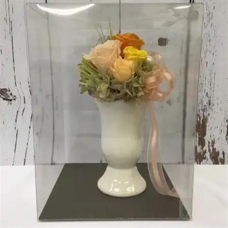 プリザーブドフラワー アレンジメント 黄色のバラ＜老舗の花屋さんの手づくり/ギフト用＞_老舗の花屋さん 手づくり ギフト用 贈呈 記念日 結婚 誕生日 お祝い プリザーブ ド フラワーアレンジメント 