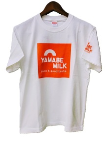 ヤマガタニューレトロ「YAMABE MILK」ロゴＴシャツ（カラー：ホワイト・サイズ：M） F21A-102