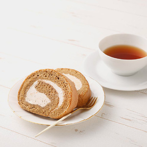 【5ヶ月定期便】ボヌール特製 オアシスカフェロール 1本 約440g ロールケーキ ケーキ スイーツ コーヒー 珈琲 洋菓子 お菓子 おやつ 冷凍