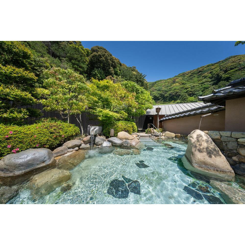 【ふるさと納税】【源泉の宿　萩本陣】平休日1泊2食付 ペア宿泊券　＜本丸・和室＞