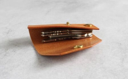 tanikoオリジナル キーケース（赤茶）《厚真町》【Taniko leather】[AXAP027]