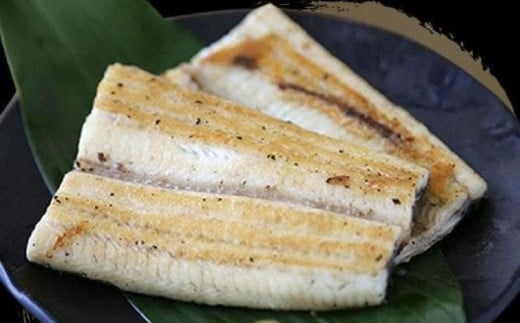 極上国産うなぎ四万十桜　白焼き約140g✕2尾