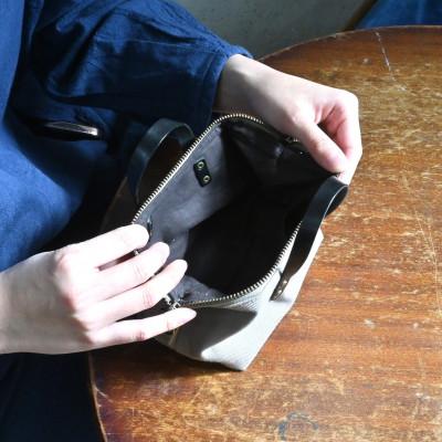 ふるさと納税 長浜市 帆布ミニポーチ サンドベージュ×選べる本革持ち手6色【グレージュ(灰色)】 |  | 02