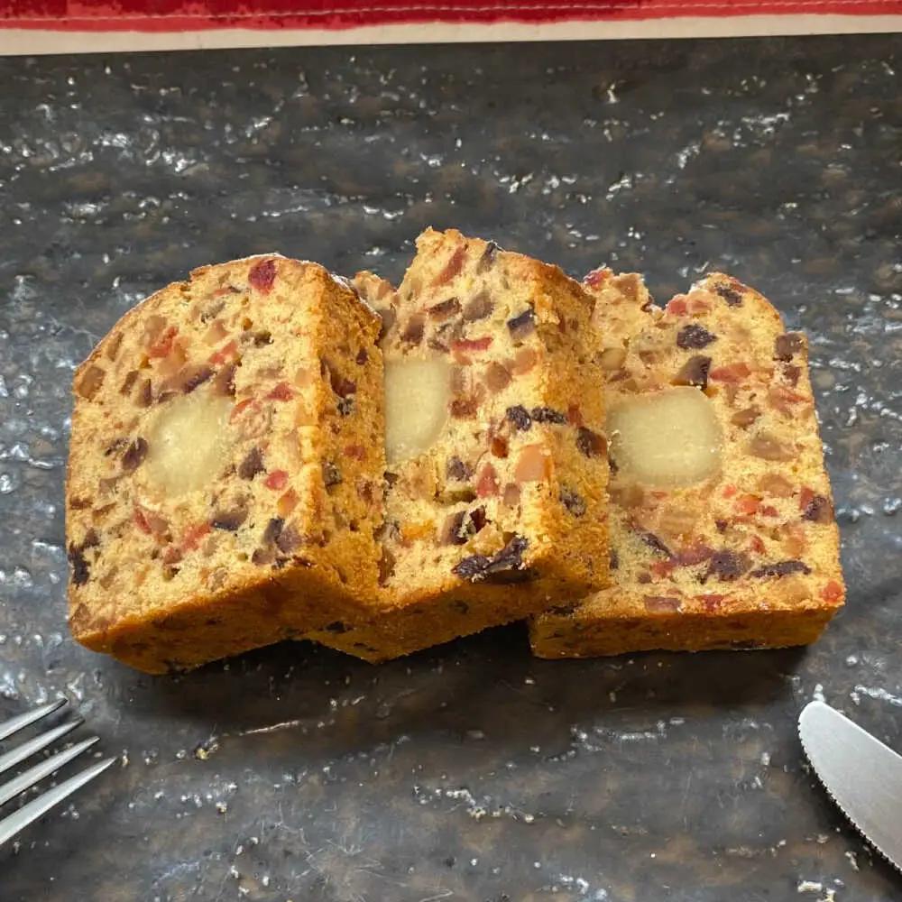 【2026年12月?発送】【ドイツ伝統の味を】 シュトーレン リッチケーキ / 長崎 洋菓子 和菓子 スペイン菓子 / 南島原市 / 吉田菓子店[SCT049]