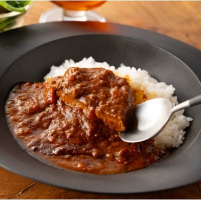 ごろっとお肉八甲田牛カレー 200g×3パック【1498999】