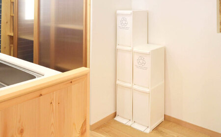 ダストボックススリム 分別3段 30L グレー 1個 / ダストボックス ゴミ箱 ごみ箱 / 恵那市 / 東谷株式会社 明智流通センター[AUAD140]