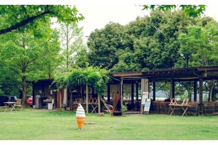 奥出雲葡萄園　庭カフェお食事券9,000円