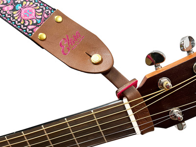 【アコースティックギター用ストラップファスティナー】Elara Straps fastener NV　アコースティックギターのヘッドにギターストラップを固定するためのファスティナー。