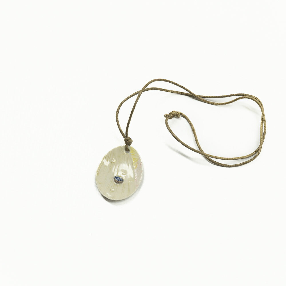 【ふるさと納税】陶器ネックレス「陶片抱擁首飾り」SH-N005　 工芸品 ネックレス アクセサリー 半磁器