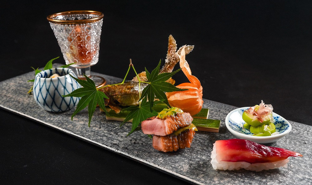 【四条河原町温泉 空庭テラス京都 別邸/京懐石 東山 】レストランペアチケット(ディナー・1ドリンク付)｜京都 ラグジュアリー 人気ホテル 食事券［ 京懐石 和食 コース料理 2名様分 美食 グルメ 