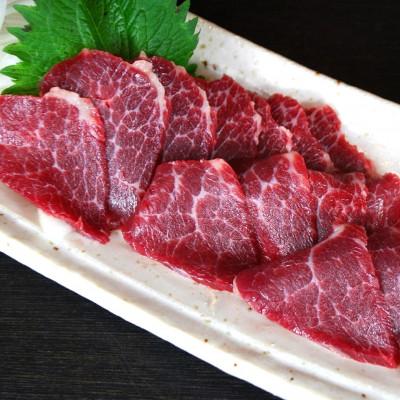 ふるさと納税 相良村 【熊本と畜】中トロ馬刺し 300g(相良村)