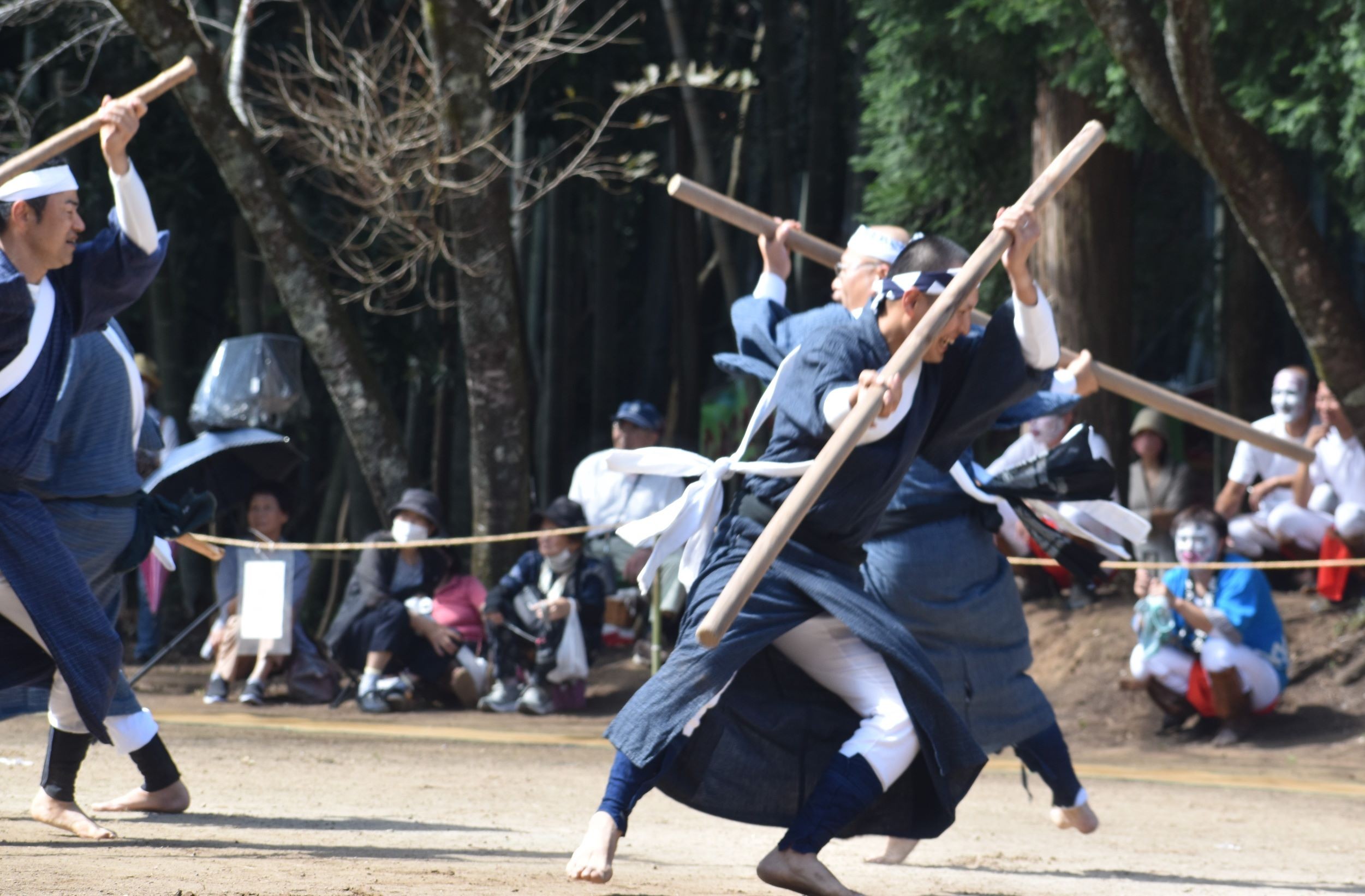【5-5　一般財団法人　鹿児島県青年会館・艸舎】
 郷土を学び　郷土に貢献する　人材育成を！