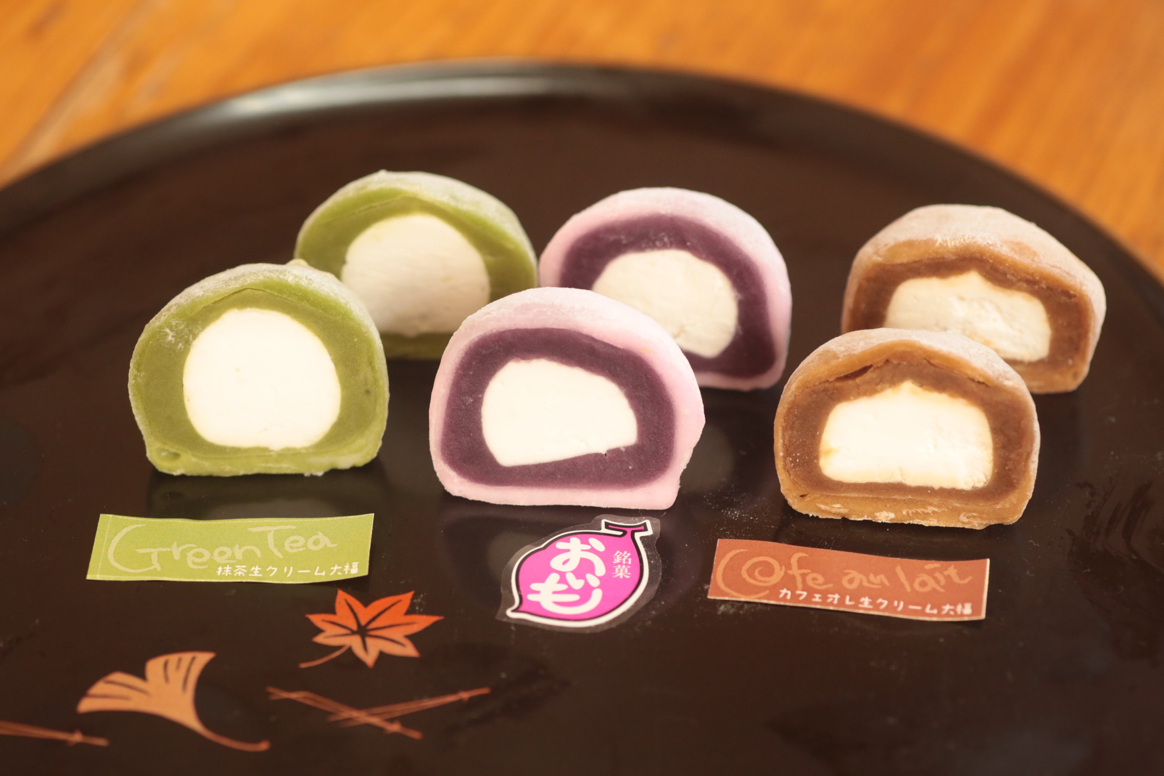 かしの樹 生クリーム大福 18個入り（抹茶・カフェオレ・紫芋） AS-2222 お菓子 和菓子 洋菓子 冷凍スイーツ お取り寄せスイーツ 大福 敬老の日 生クリーム大福 お手軽 お手頃 贈答用 ギフト 老舗 人気 おやつ かしの樹 餡 詰め合わせ セット 鹿児島県 薩摩川内市 送料無料