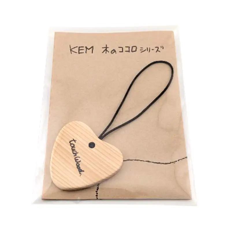 【ＫＥＭ】 touchWood 「木ふだ」（エゾマツ（紐色・焦茶）） HOKKAIDO WOOD 木製 ストラップ 自然 目印 ネームタグ プレゼント F6S-445