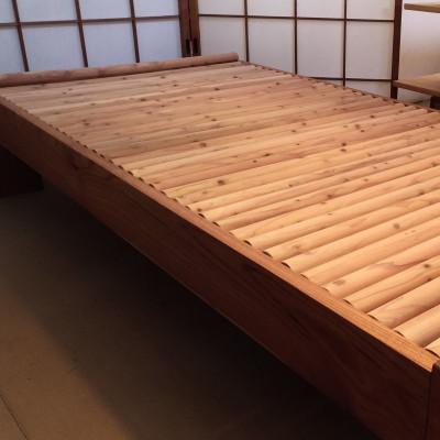 ふるさと納税 えびの市 〜自然と人が調和する家具〜　無垢杉材と桧材のシングルベッド |  | 01