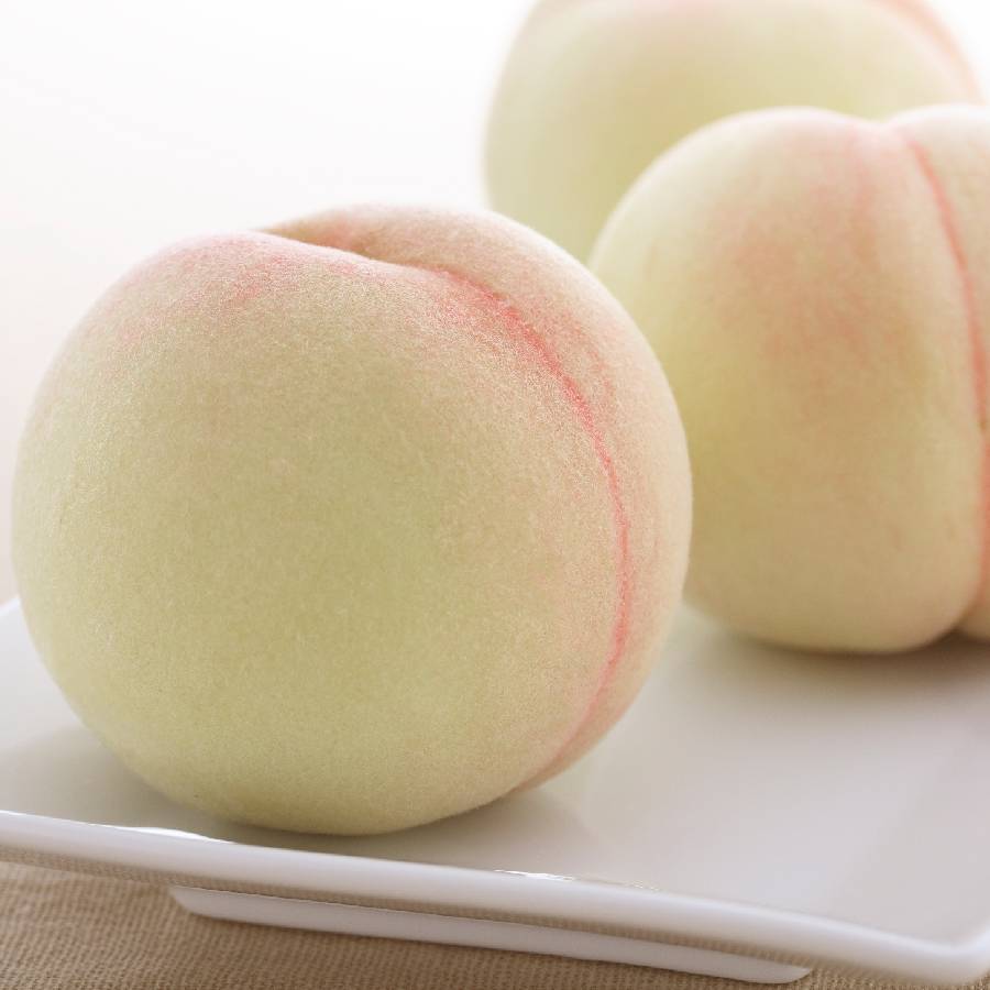 「岡山白桃」2kg（６～8個）