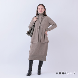 ルーエンローズ カシミヤ 地柄チュニックカーディガン（ブラウン） RU2311-23