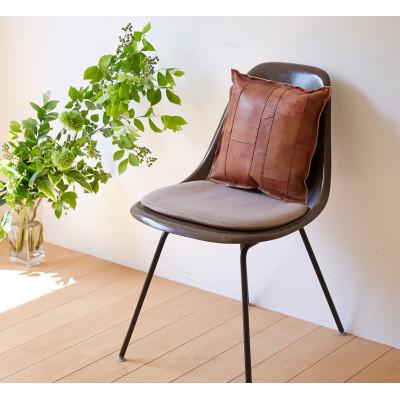 ふるさと納税 高槻市 【KAKURA】レザークッション tunagu35 アンティークブラウン |  | 01