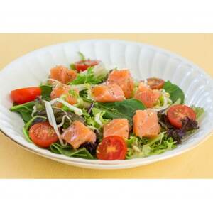 訳ありお刺身とろサーモン約200g×3袋＆ひとめぼれ米2合のセット【配送不可地域：離島】【1632970】