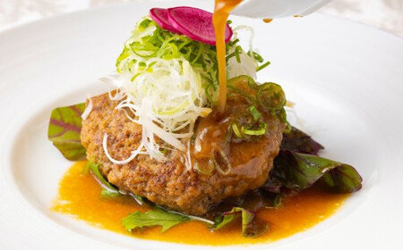 【ホテルメイド】土佐あかうし100%ハンバーグステーキ自家製ソース（150g×4個）年6回（偶数月）お届け ご家庭用 頒布会_sb058