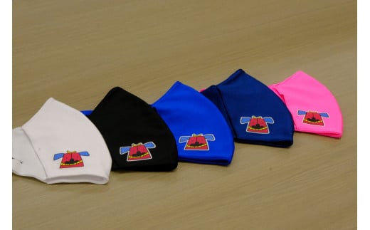 【ふるさと納税】スポーツマスク（獅子キャラクター「舞ちゃん」プリント入り）婦人用ホワイト×2枚＋婦人用ブラック×1枚セット 婦人用 スポーツ スポーツマスク ホワイト ブラック 速乾性 消臭機能付き 日本製 ギフト 職人 手作り 香川県 伸縮素材 国内 国産 レガン