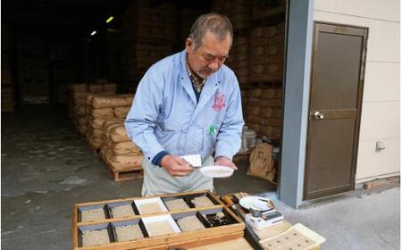 【 定期便 6回 】 ≪ 無洗米 ≫ お米 あきたこまち 10kg 遠野産 米 令和7年産 【 五つ星 お米マイスター 厳選 コメマルシェ 河判 】