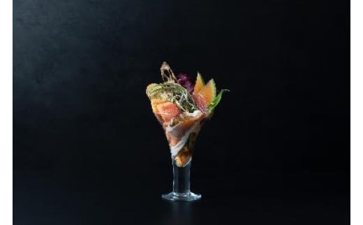 2025秋メニュー　メロンと生ハムの冷製トロフィエ・デリパフェ