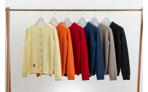 ラウンドネック カーディガン(レッド)女性用サイズ:S(36)≪白田のカシミヤ≫