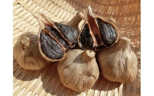 南信州 ここだに 黒にんにく 信州 長野県産 食品添加物不使用 訳あり 大容量 (500g) | にんにく 大蒜 野菜 薬味 ガーリック 国産 人気 送料無料 長野県 飯田市