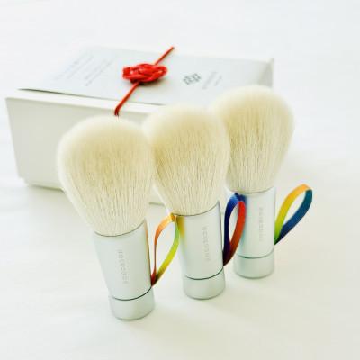 ふるさと納税 熊野町 熊野化粧筆　やわらか洗顔ブラシ(レインボー紐)　熊野筆ほうこどう |  | 03