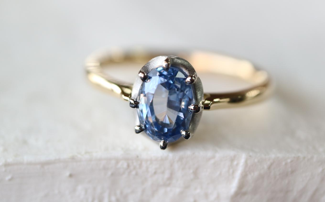 
                  ブルーサファイア指輪 9月の誕生石 | リング 誕生石ジュエリー アウトナイト アクセサリー 婚約指輪 プロポーズ 結婚指輪 誕生日 婚約 結婚 母の日 プレゼント 祝 記念日 女性 贈り物 大分県 中津市
                