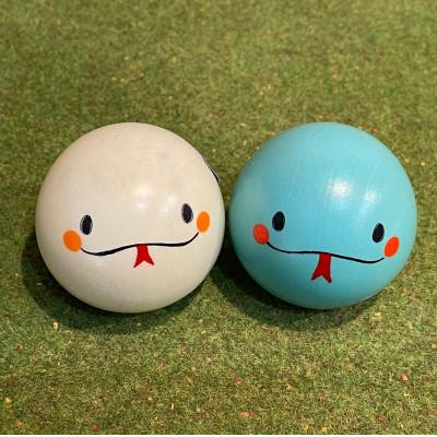 ふるさと納税 吉岡町 【こけしげのコケシ】コロこけし 干支 巳(み) / 2個セット(白・青)