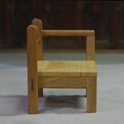 ふるさと納税 上松町 【家具木工山戸】キッズチェアー美林ちゃん |  | 01