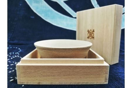 石見神楽の鬼面さかずき 瓦 瓦うつわ 盃 能面 石見神楽 伝統芸能 日本遺産 お祝い 贈り物 ギフト インテリア 陶器 【1326】