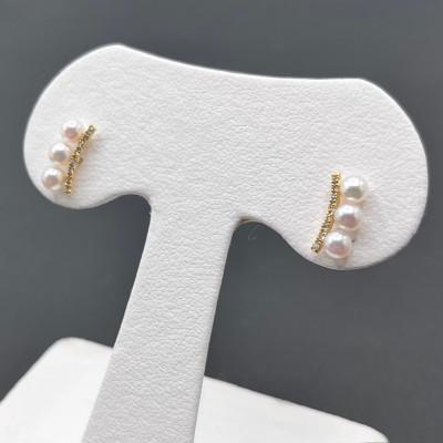 ふるさと納税 伊勢市 K18YGダイヤモンド0.08ct アコヤ真珠ピアス3.5mmUP　1890 |  | 01