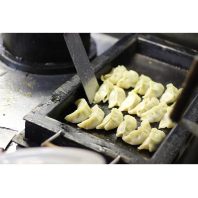 ふるさと納税 横須賀市 【テレビ番組で紹介!】「上海亭」の焼餃子 60個 冷凍 国産 |  | 01