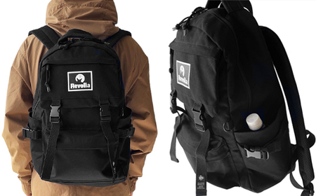 帆布素材お悩み解決10ポケットリュック（背面セキュリティーポケット＆保冷保温ポケット付き）静岡 県 牧之原 市 REVOLLA