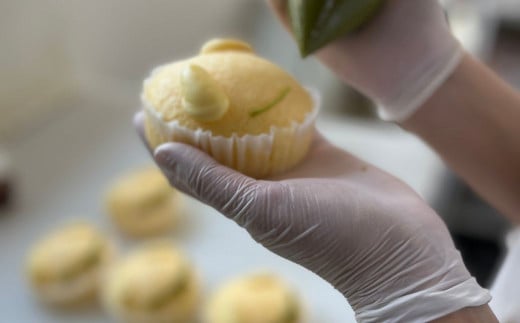 ポムポムプリンのプリン蒸しパン ６個入り 菓子パン