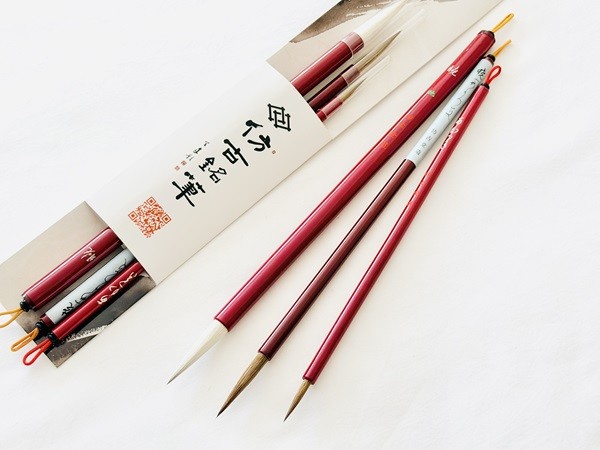 
                  熊野筆 かな書「暁（あかつき）」シリーズ３本セット ほうこどうの書筆【書道筆筆 毛筆 筆 熊野筆 伝統工芸 職人技 セット ギフト 贈り物】27-205
                