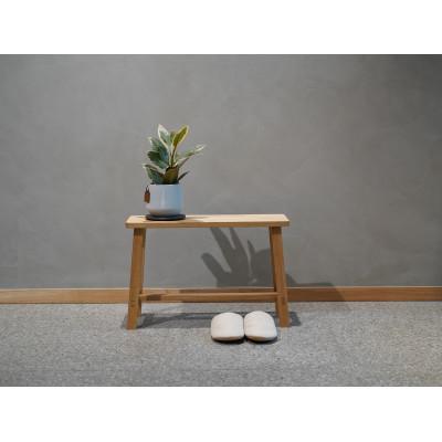 ふるさと納税 高山市 木のぬくもりあふれる、インテリアにもなる、木製ミニベンチ AH083 |  | 01