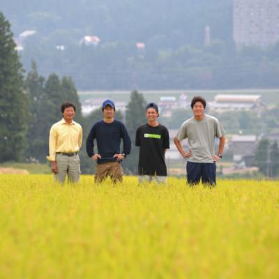 ふるさと納税 南魚沼市 【毎月定期便】6年連続金賞受賞　南魚沼塩沢産コシヒカリ5kg　関農園の8割減農薬栽培米全12回 |  | 02